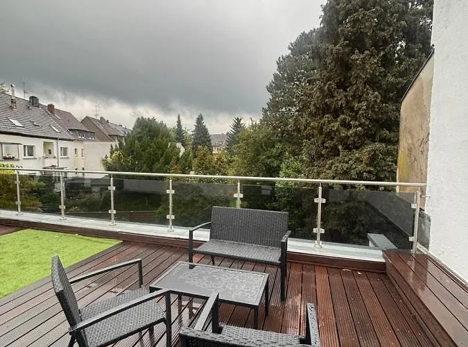 Lenti Duesseldorfer Apartment's Homestay *