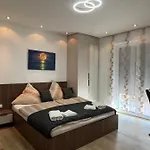 Lenti Duesseldorfer Apartment's *
