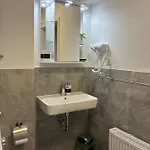Lenti Duesseldorfer Apartment's *