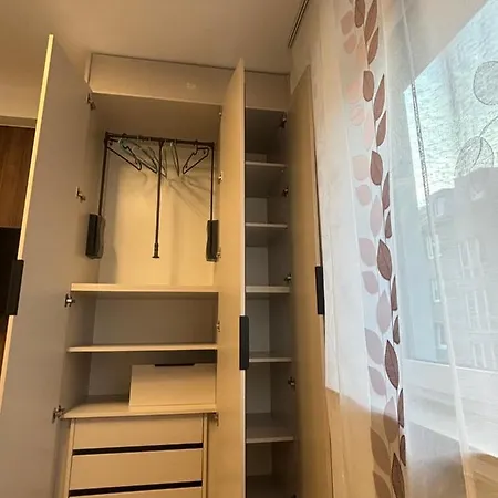 Lenti Duesseldorfer Apartment's Ubytování v soukromí Düsseldorf