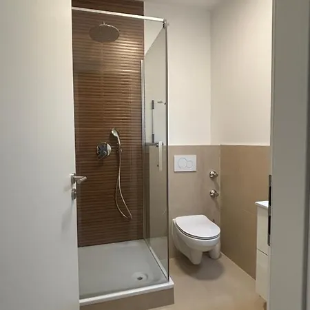 Lenti Duesseldorfer Apartment's Accommodatie bij particulieren Düsseldorf