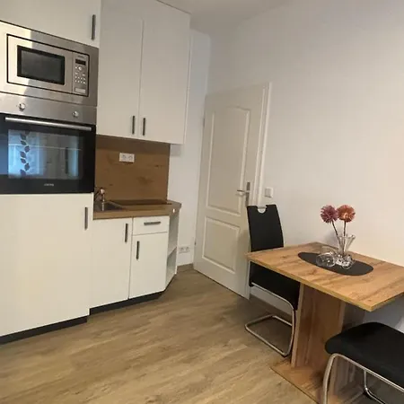 Lenti Duesseldorfer Apartment's