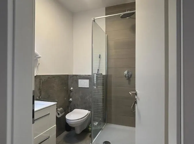 Lenti Duesseldorfer Apartment's *