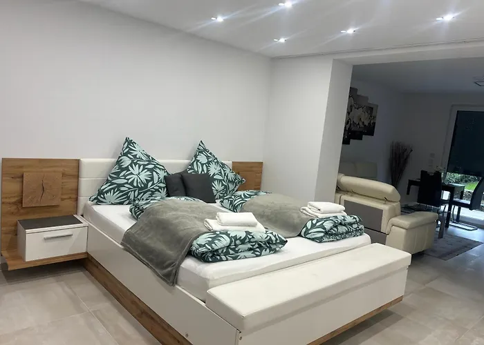 Lenti Duesseldorfer Apartment's *