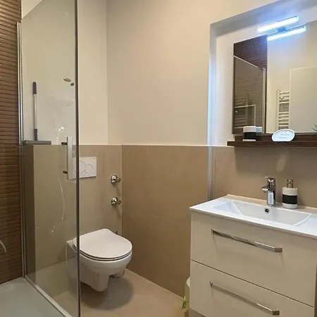 Lenti Duesseldorfer Apartment's 杜塞尔多夫